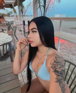 631642713: Chica busca chico en Pontevedra