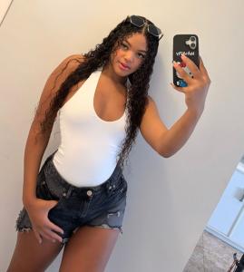 631150430: Chica busca chico en Madrid