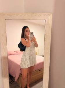 645230201: Chica busca chico en Barcelona