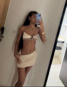 634110850: Chica busca chico en Navarra
