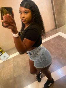 686751976: Chica busca chico en Lérida