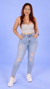 604920337: Chica busca chico en Madrid