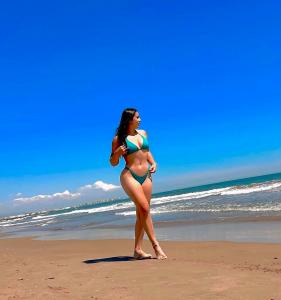 663529200: Chica busca chico en Valencia