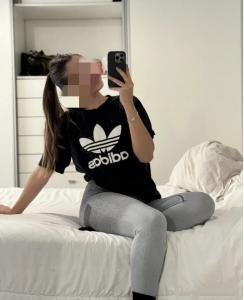 654035745: Chica busca chico en Cáceres