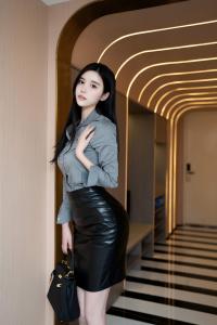 677836196: Chica busca chico en Madrid