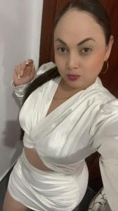 627313620: Chica busca chico en Barcelona
