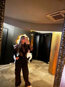 669608091: Chica busca chico en Madrid