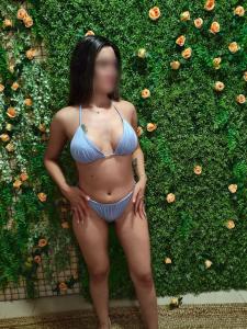 664874220: Chica busca chico en Madrid