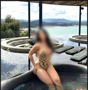 624148889: Chica busca chico en La Coruña