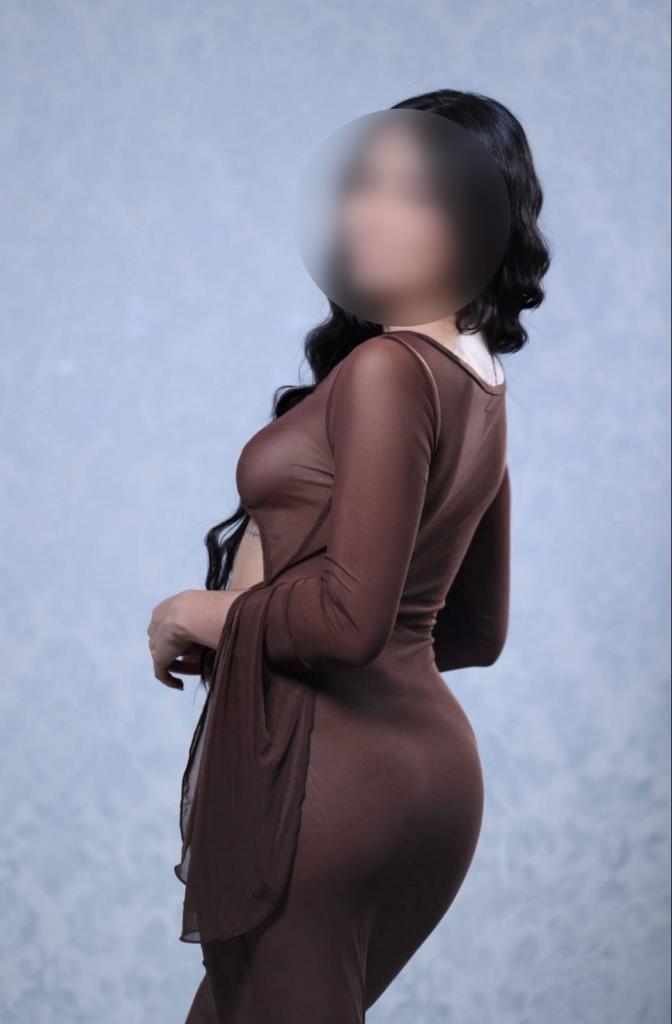 Chica busca chico en Barcelona: Chica busca chico
