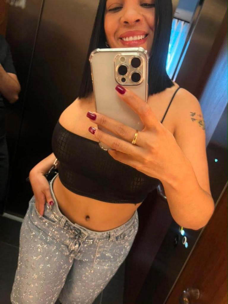 Chica busca chico en Sevilla: 