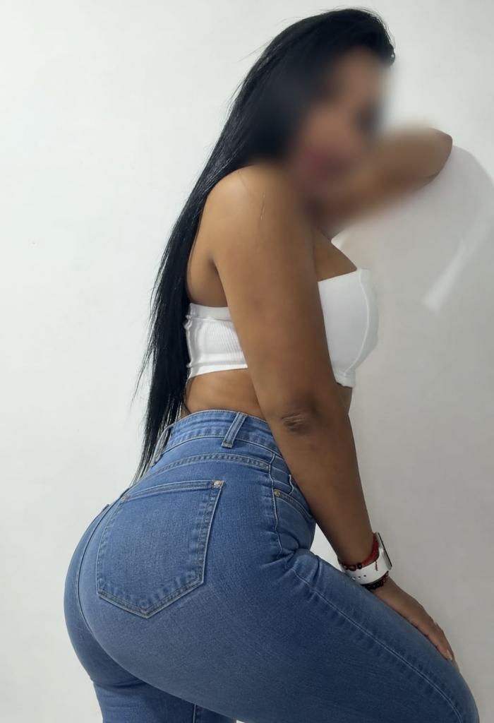 675167697: Chica busca chico en Cantabria