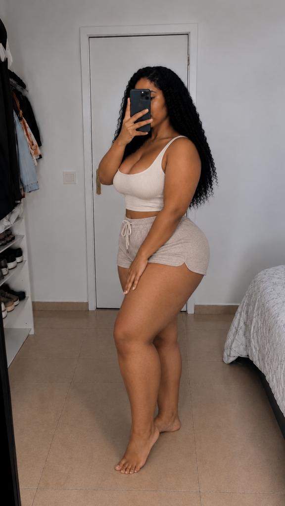 613594272: Chica busca chico en Murcia