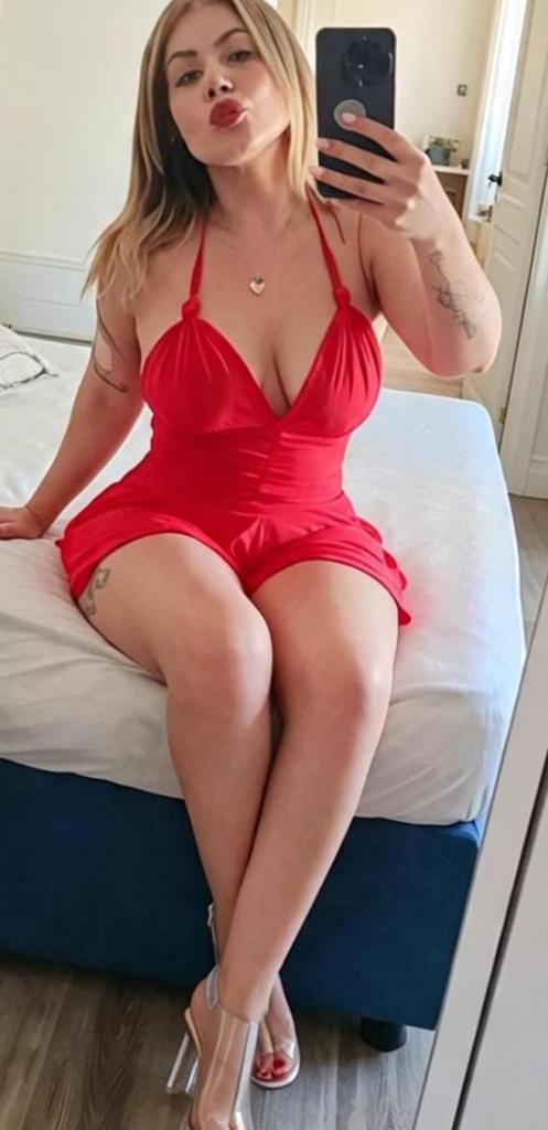 Chica busca chico en Granada: Chica busca chico