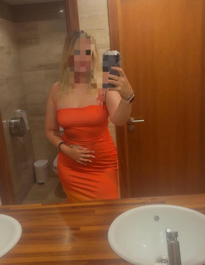 661352977: Chica busca chico en Málaga