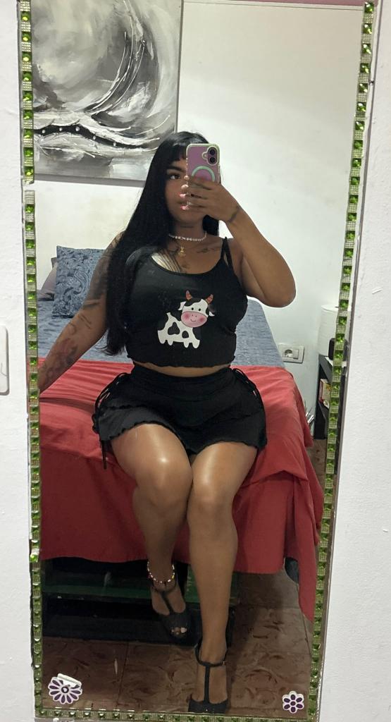 Chica busca chico en Tenerife: 