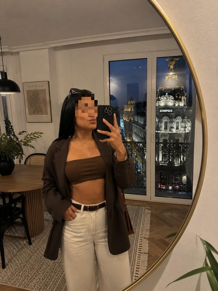 677881380: Chica busca chico en Valladolid