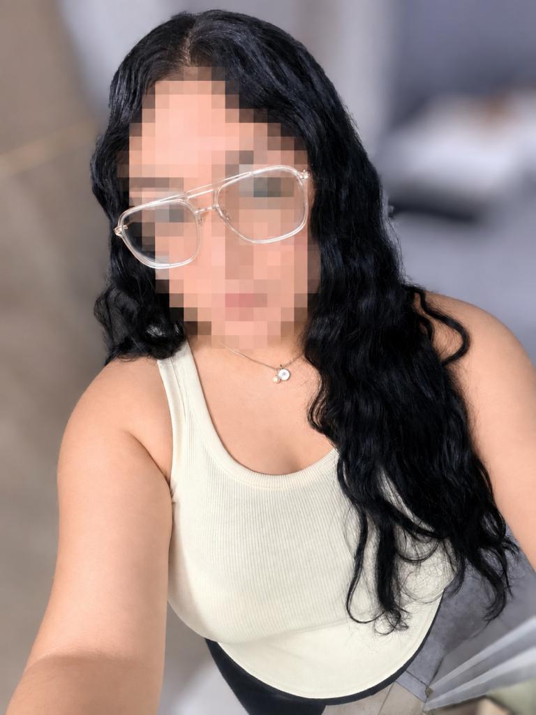 613385411: Chica busca chico en La Coruña