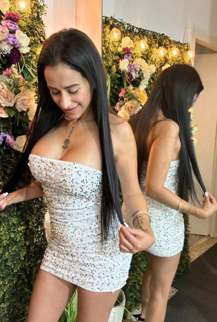 661368673: Chica busca chico en Mallorca