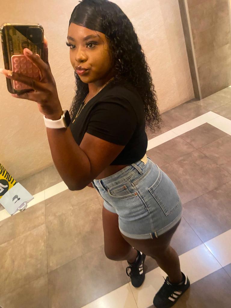 Chica busca chico en Lérida: 