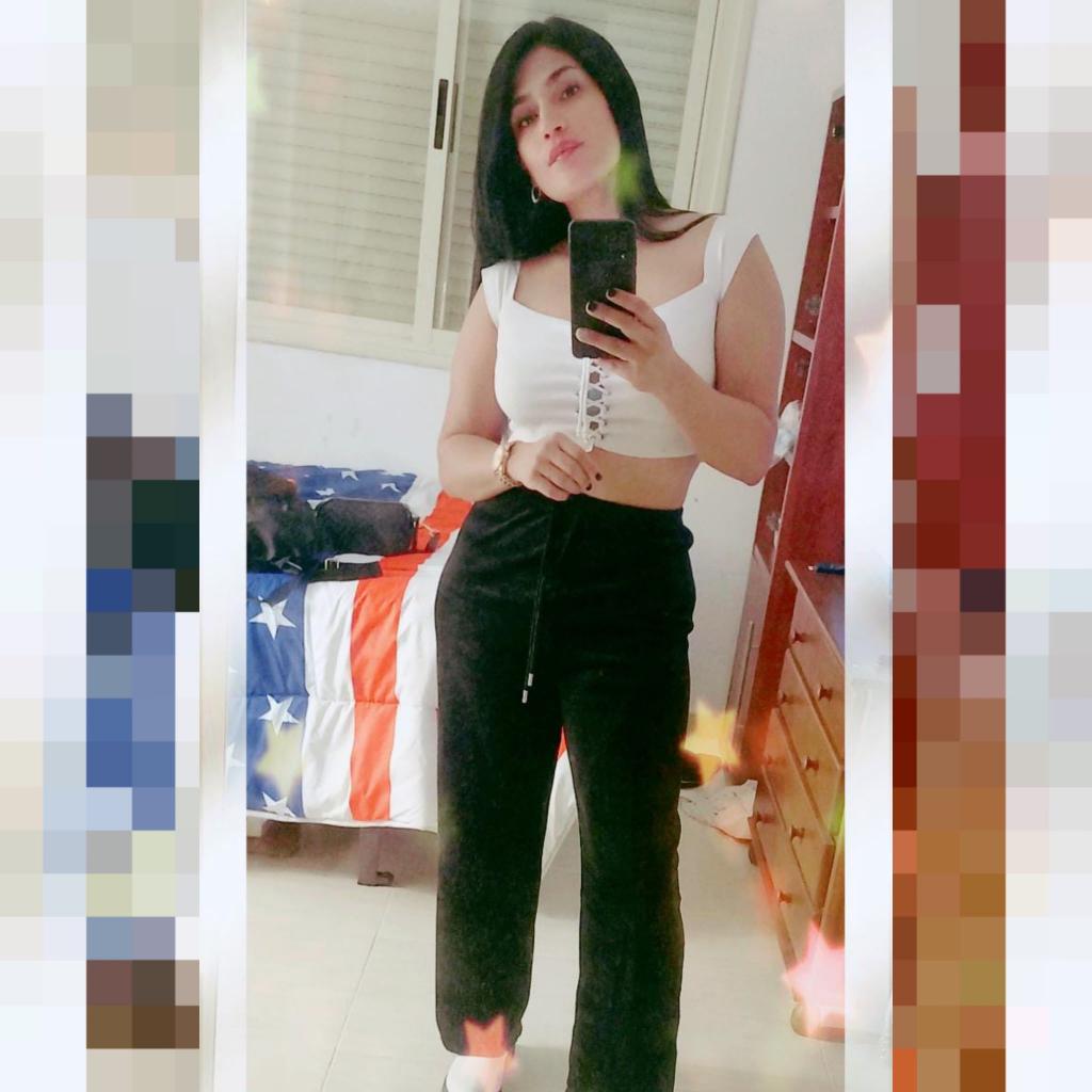 Chica busca chico en Cádiz: 