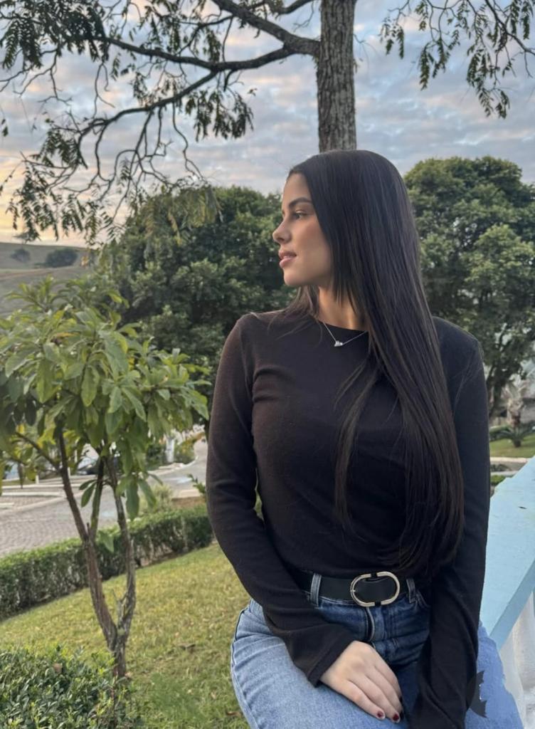 699330350: Chica busca chico en Málaga