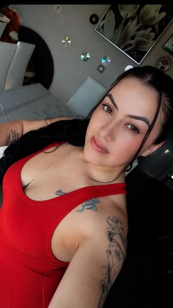 Chica busca chico en Murcia: 