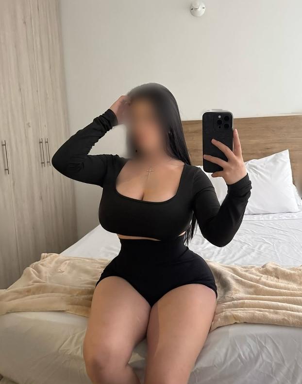 Chica busca chico en Barcelona: 