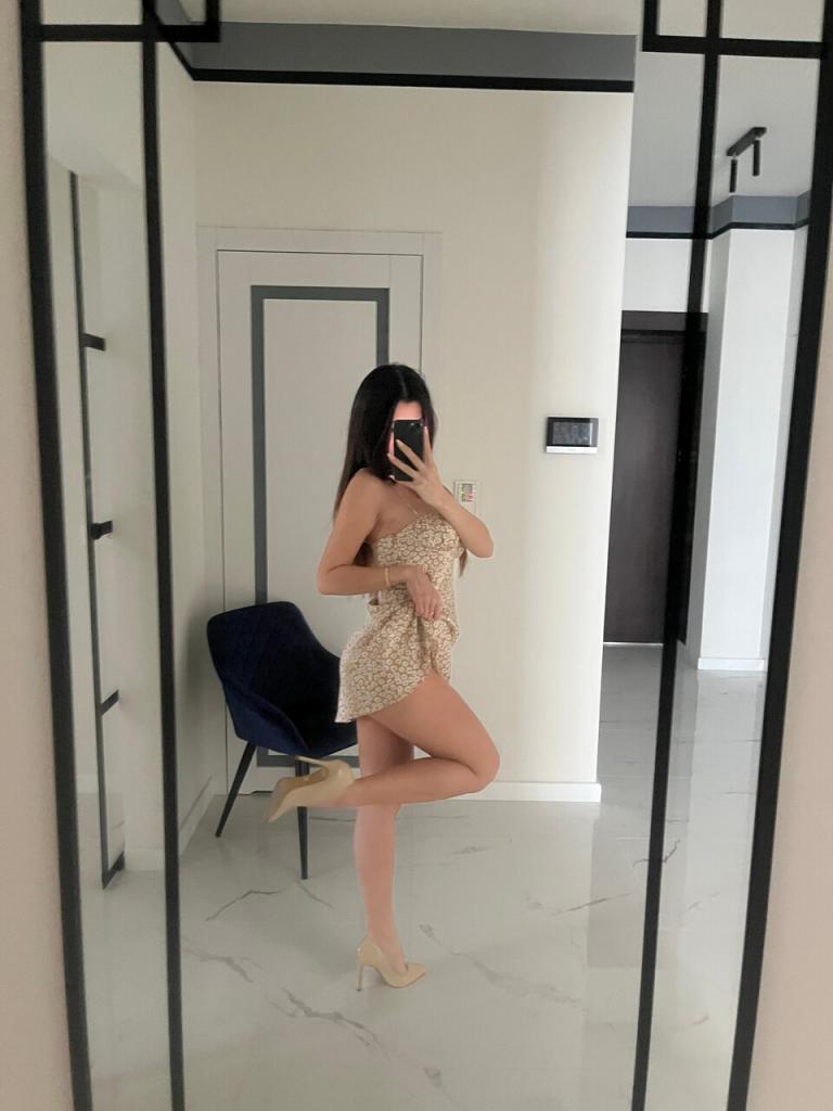 631406438: Chica busca chico en Zamora