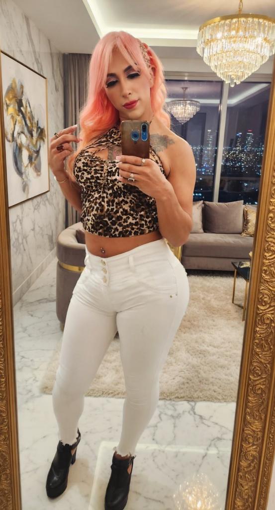 613251046: Travesti en Barcelona