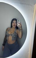 697359645: Chica busca chico en Barcelona
