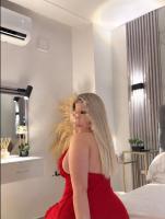 672594166: Chica busca chico en Madrid