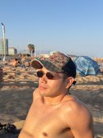 692543750: Chico busca chica en Barcelona