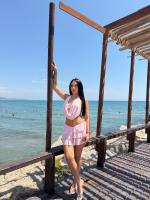 615826645: Chica busca chico en Barcelona