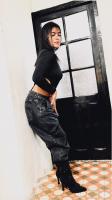 613849583: Chica busca chico en Barcelona