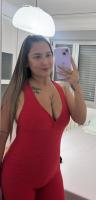 674624205: Chica busca chico en Barcelona