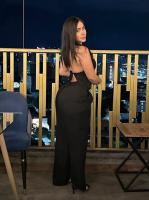 607556118: Chica busca chico en Ibiza