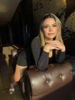 640262571: Chica busca chico en Barcelona