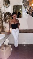 663051742: Chica busca chico en Barcelona