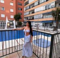 745072495: Chica busca chico en Alicante