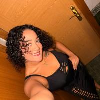 610329307: Chica busca chico en Sevilla