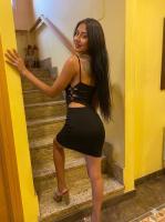 688394537: Chica busca chico en Madrid