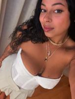 634433497: Chica busca chico en Orense