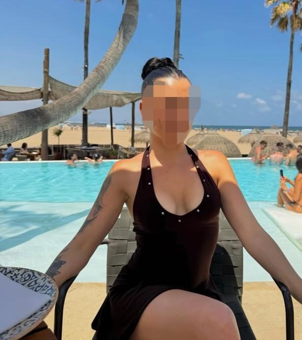 610989305: Chica busca chico en Jaén