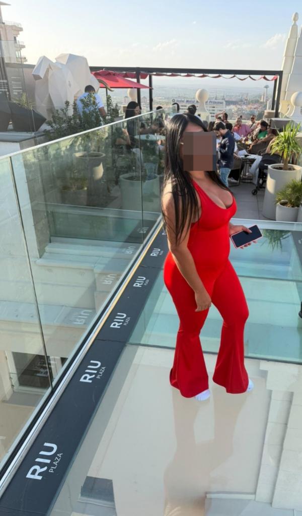 Chica busca chico en Granada: 