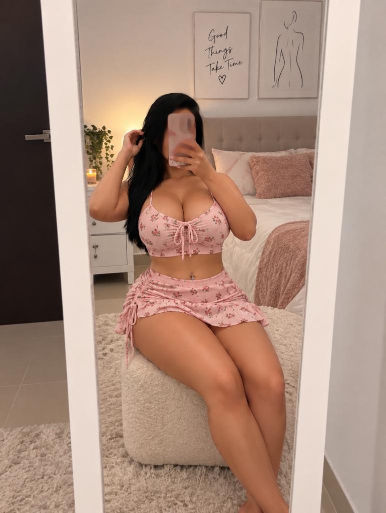 673042891: Chica busca chico en Sevilla