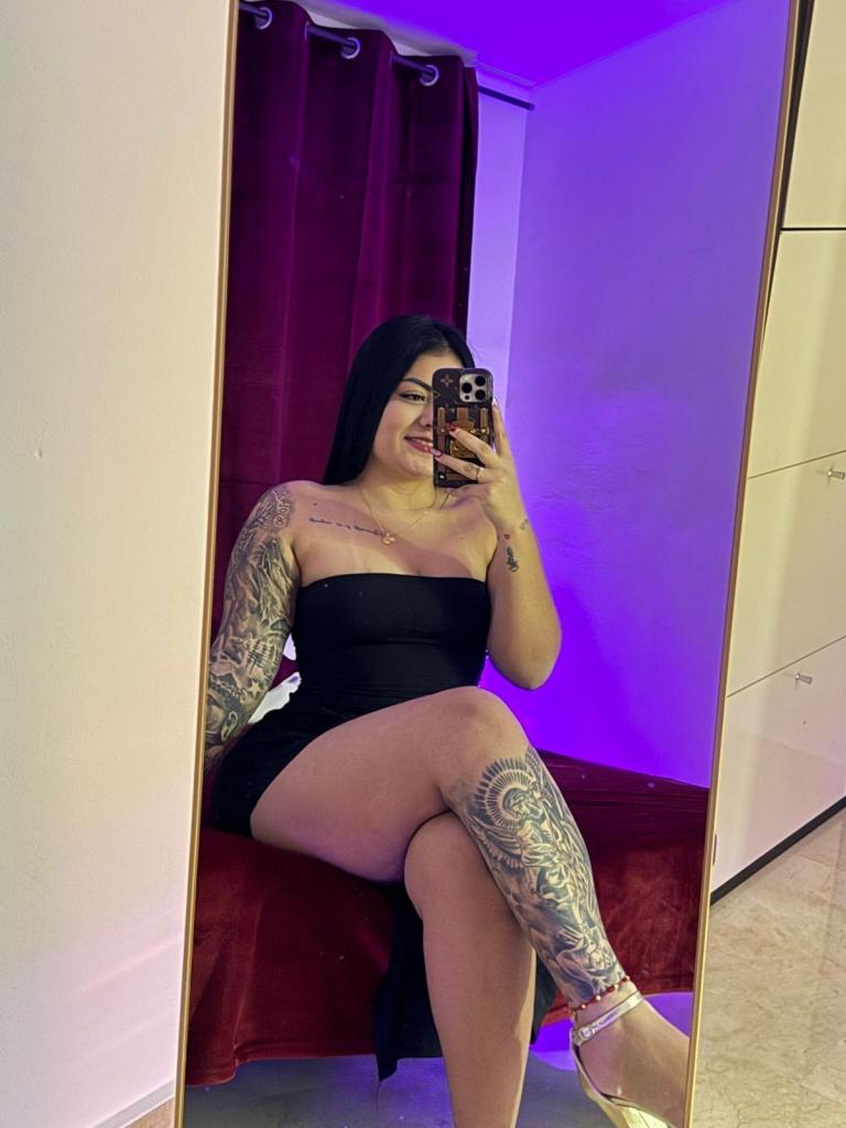 Chica busca chico en Sevilla: 