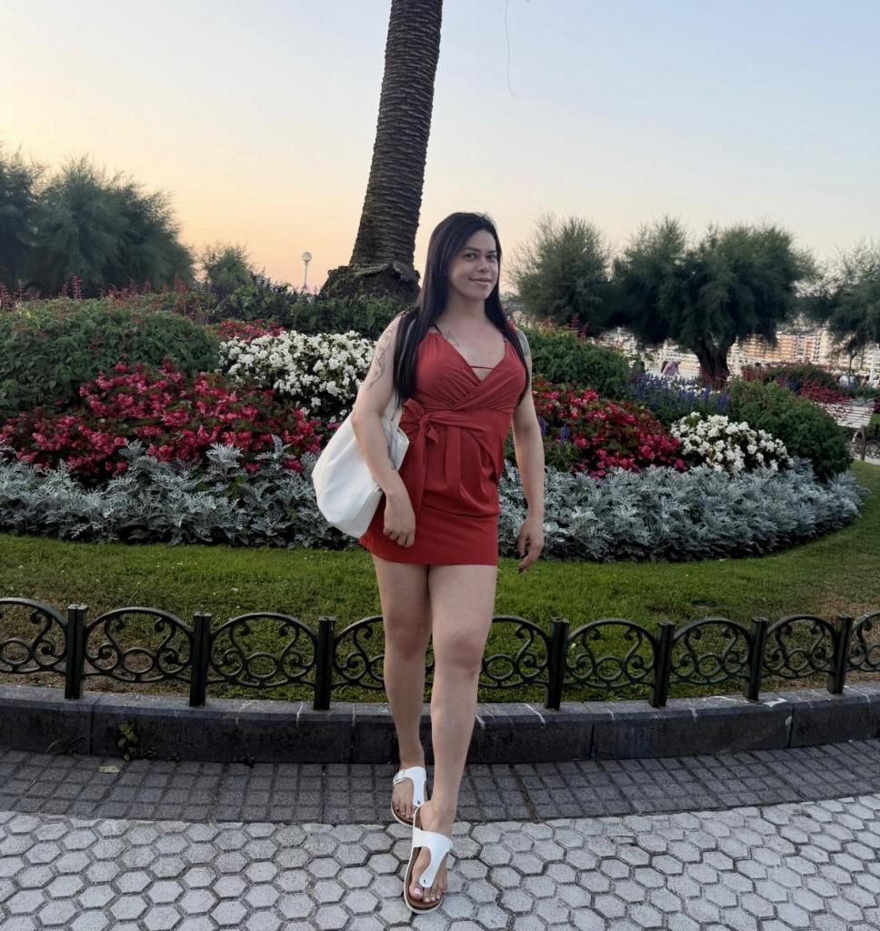 745083645: Travesti en Cantabria