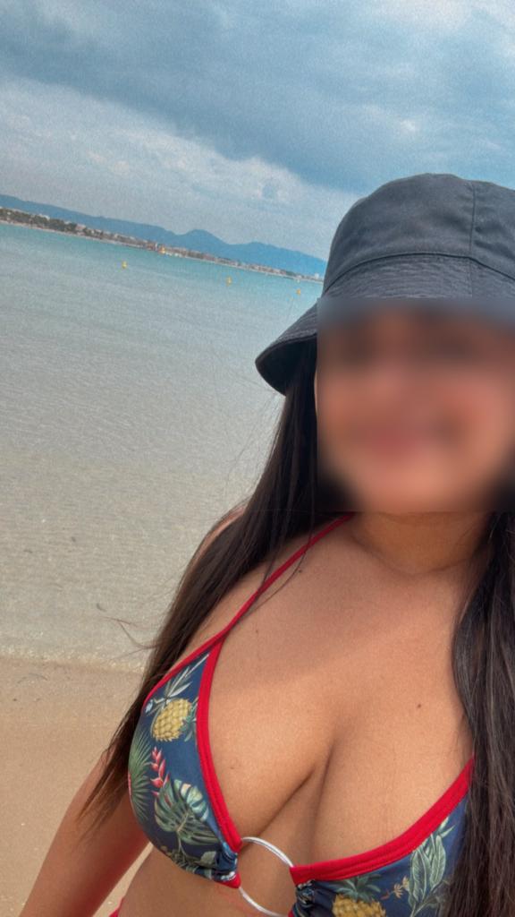 673788065: Chica busca chico en Barcelona