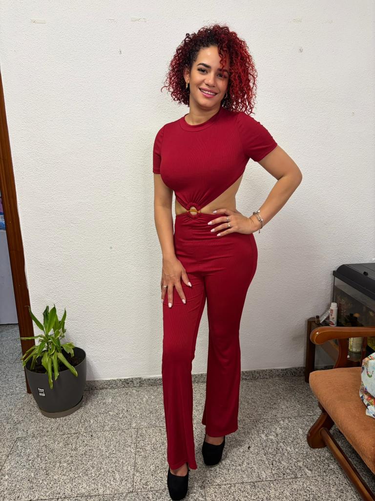 631454880: Chica busca chico en Córdoba